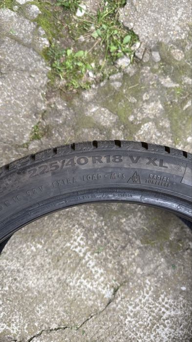 Anvelope iarna Continental 225/40 R18.   3 BUC!