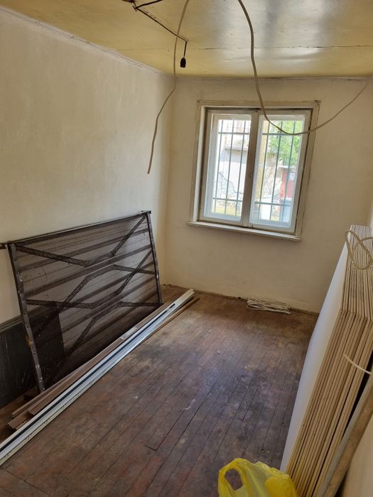 Продава се Къща в Плевен, Идеален център - 60 кв.м за 128 €/кв.м - Снимка #3