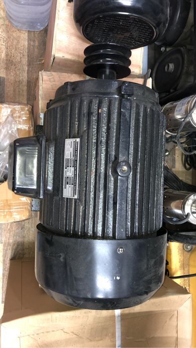 Электродвигатель, двигатель, мотор 7,5 квт, мотор 4 квт, электро двига ...