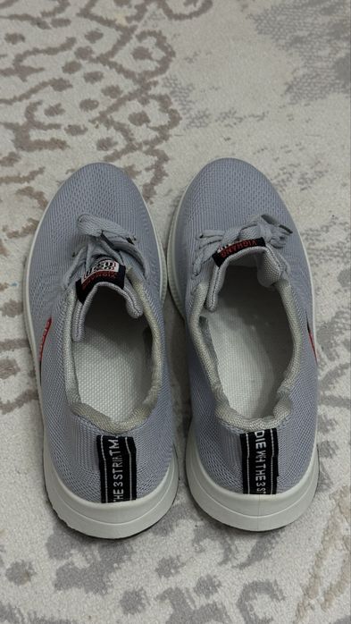 Новые кросы 40 размер