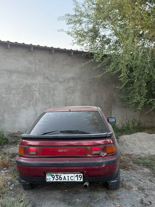 Мазда 323 сатылады