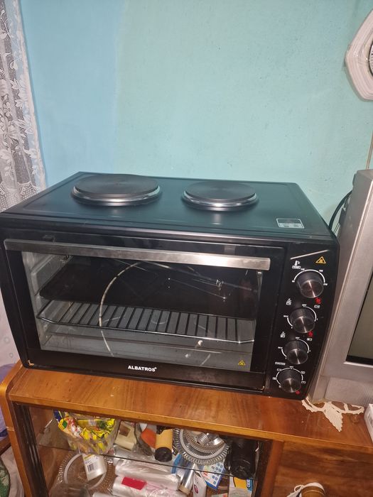 Cuptor electric Albatros cu plita și rotisor incap 2 pui 2 plite