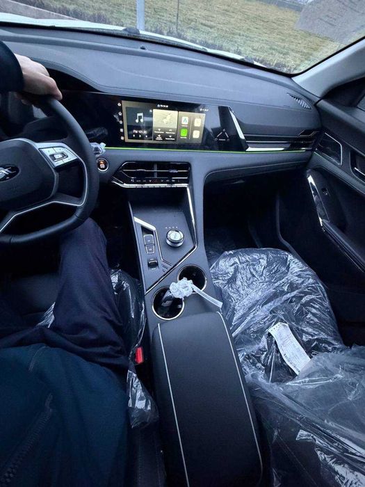 JAC JS8 PRO Flagship+ кроссовер