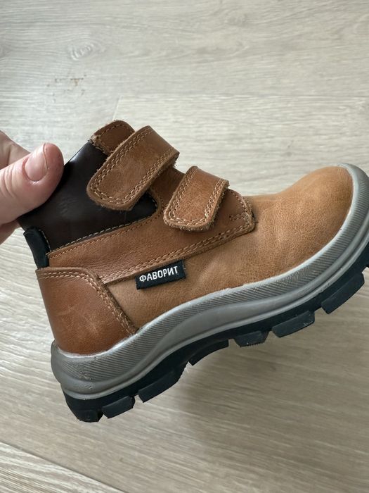 Продам демисезонные ботинки