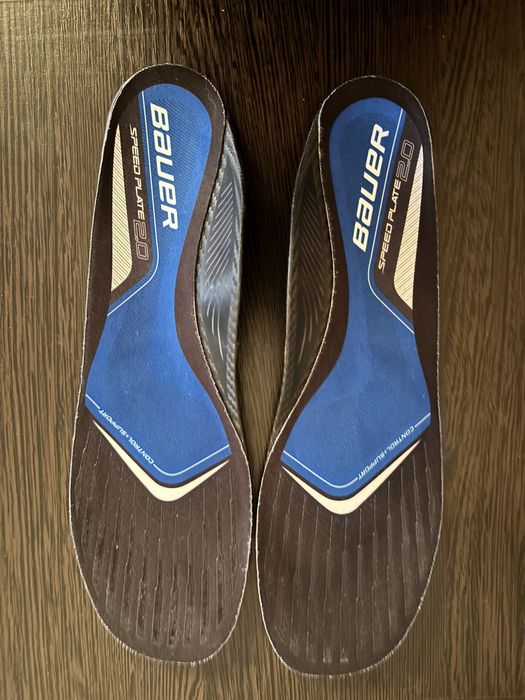 Коньки хоккейные