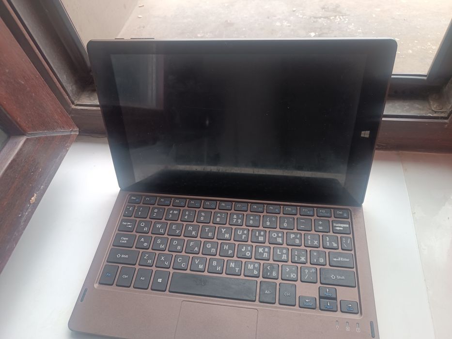 Планшет-трансформер