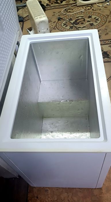 Продам морозильную камеру