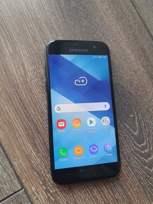 Samsung Galaxy A3 (отлично състояние)