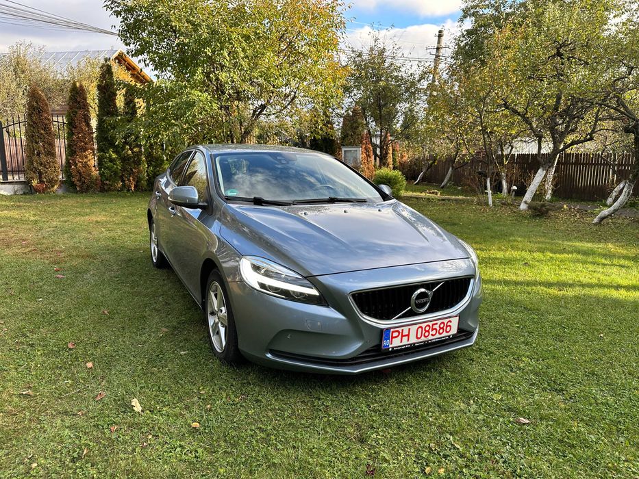 VOLVO V40 2017 — imagine 3