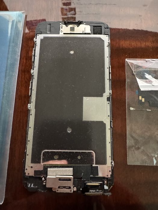 Дисплей и Чарджинг порт за iPhone 6s