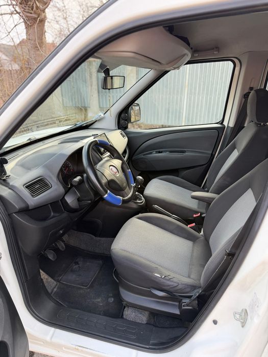 Fiat Doblo   2010