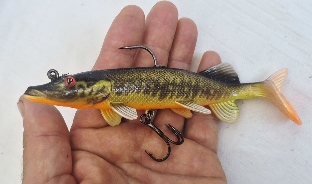 Swimbait Fox Rage Realistic Replicant Pike Shallow, Supernatural Hot Pike, 15cm
