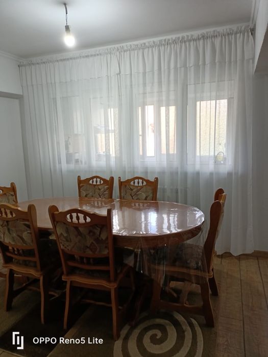 Apartament cu 4 camere 120 m2 construiți 100 m2 utili et 3/8 2 băi în cart Micro 17 BDUL Independentei