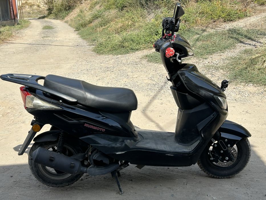 Мопед м8 125 кубов