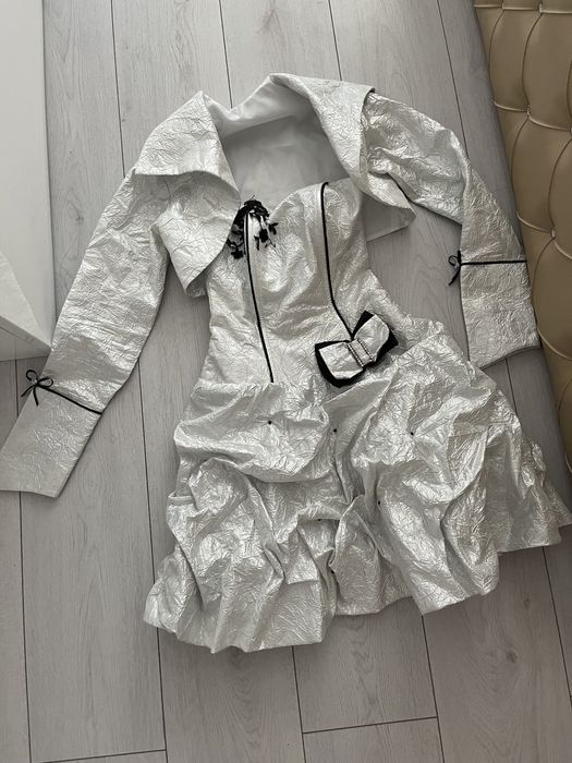 Официална рокля