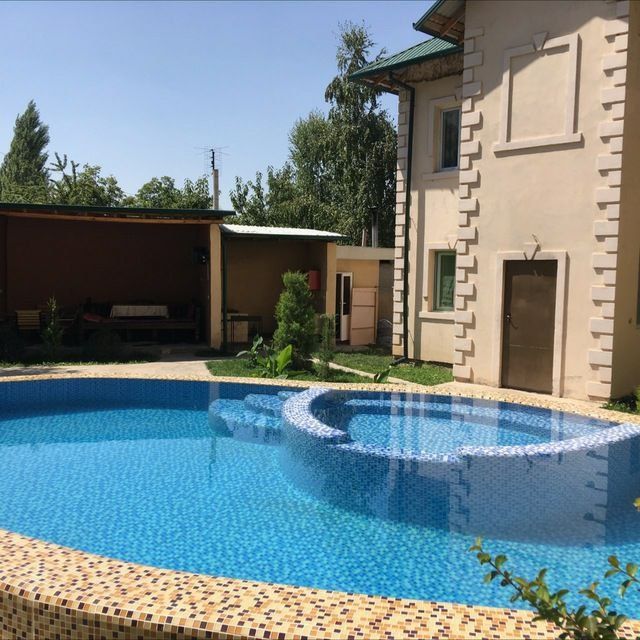 Дача комфортная в Чарваке