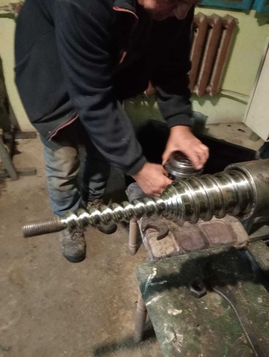 Presare la rece, linie completă