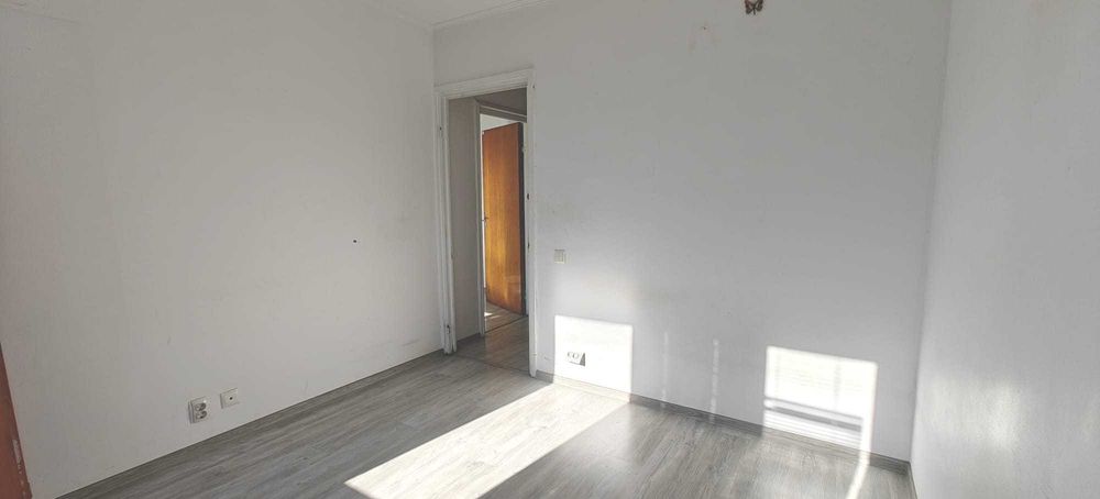 Drumul Taberei – Valea Oltului / Valea Argeșului Apartament 3 camere decomandat