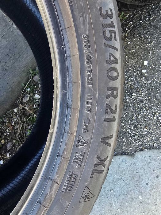 Зимни гуми спорт пакет 21"
