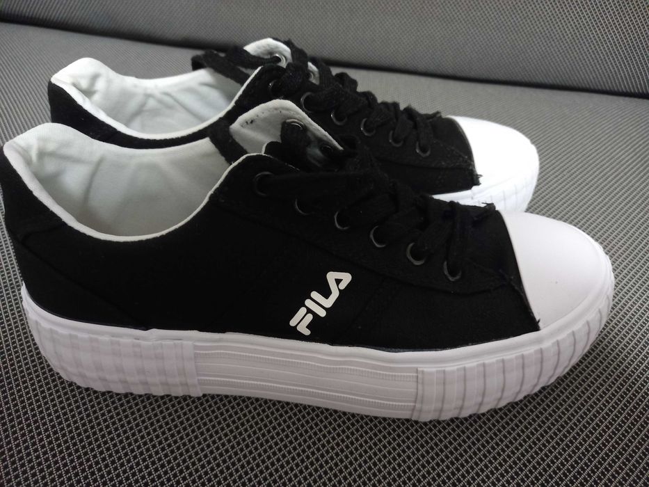 Tenesi Fila talpa groasa