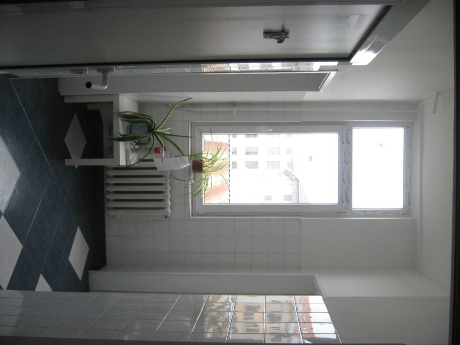 Дава се под наем Офис в София, Център - 23 кв.м за 184.11 € - Снимка #2