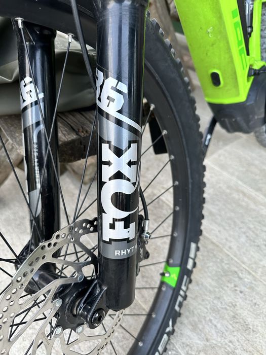 Cube stereo hybrid 120 schimb cu auto sau scuter