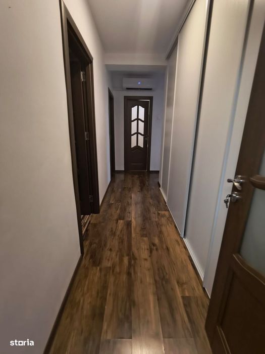 City Mall 4 Camere Semi,90 Mp Pret 155000 Euro