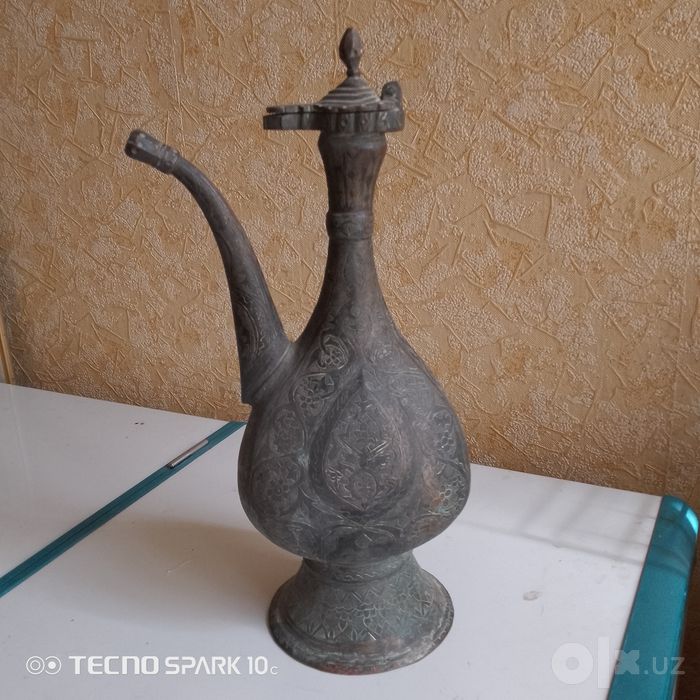 Антикварный кумган,медный.Резной с узором.
