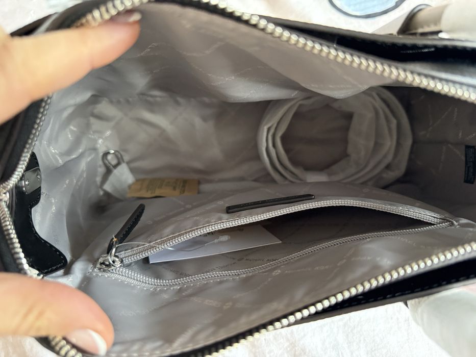 Geanta Michael Kors Mercer femei