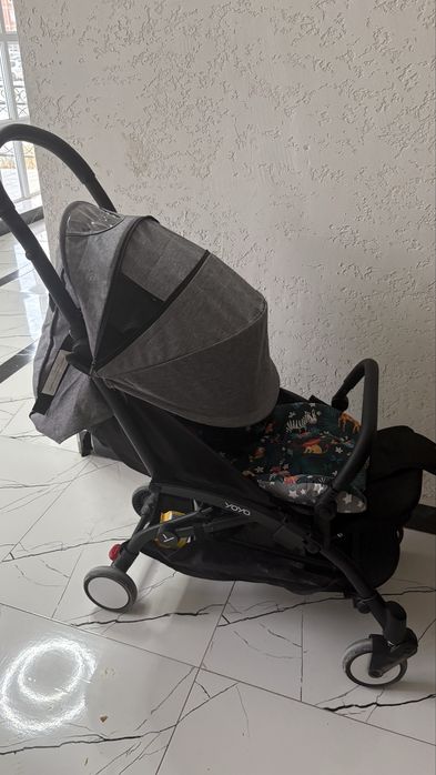 Продам коляску Yoya 2в1