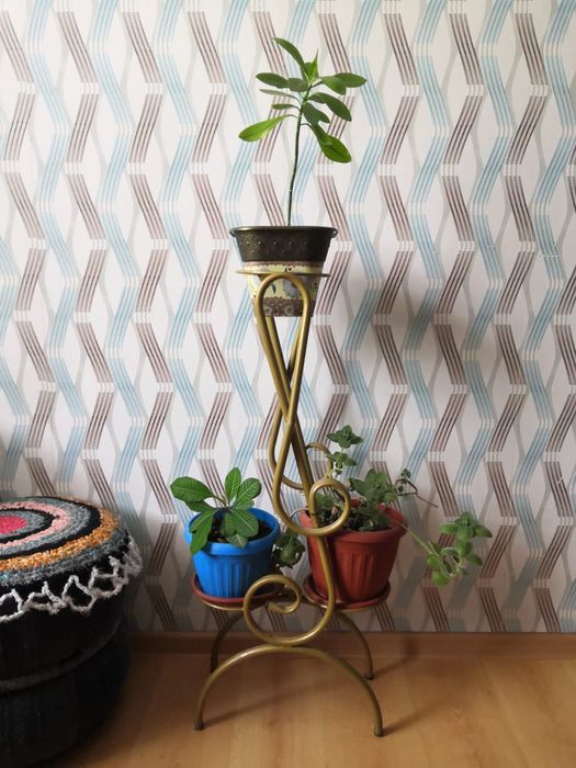 Подставка для цветов