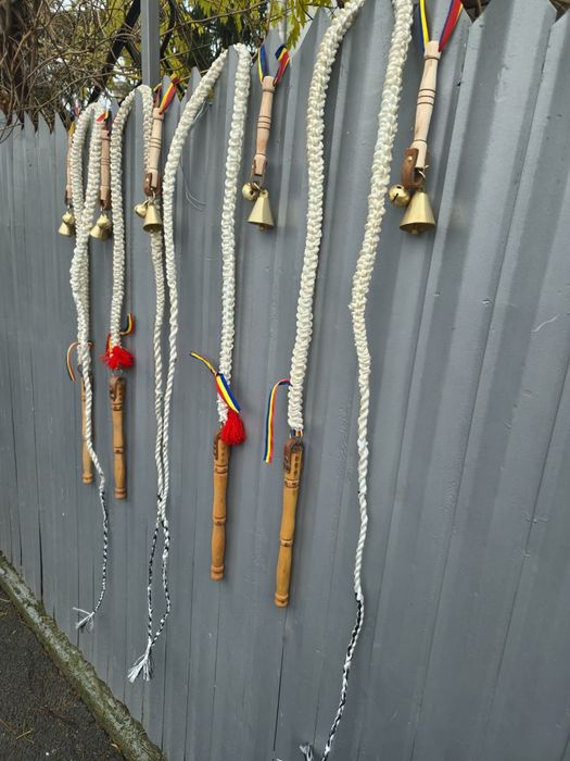 Sanie si produse decorative tradiționale rustice