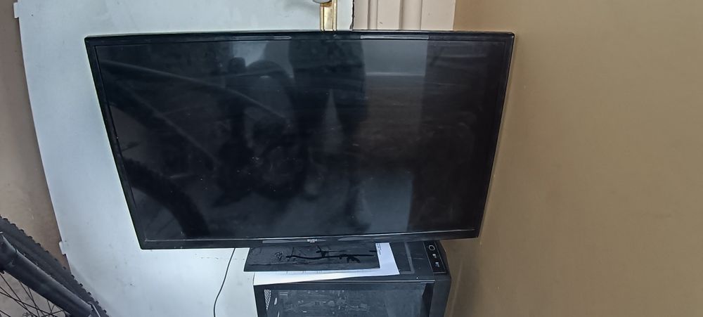Телевизор BUSH 32"