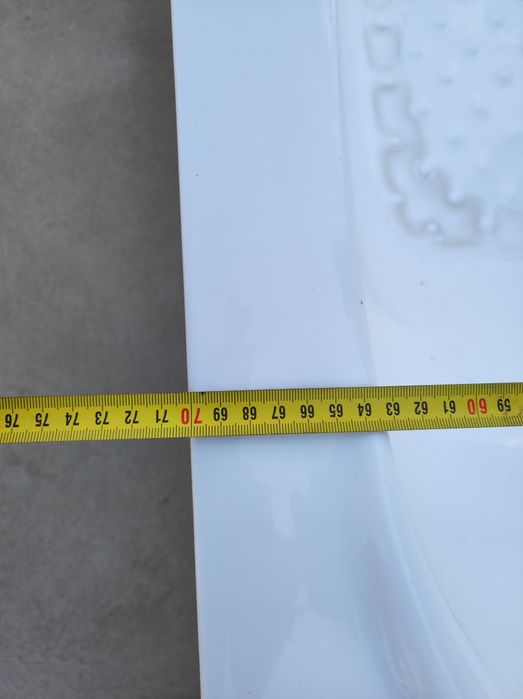 Cadă baie 1 luna folosită. Cine dorește 450 neg.