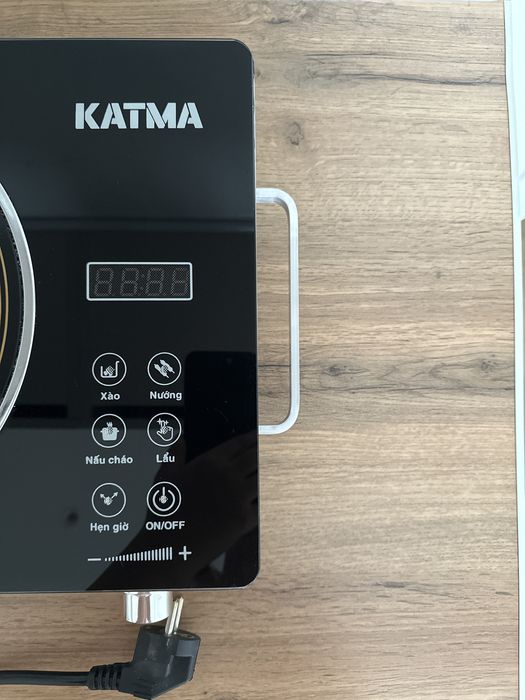 Продам настольную плиту BS-7031 черную