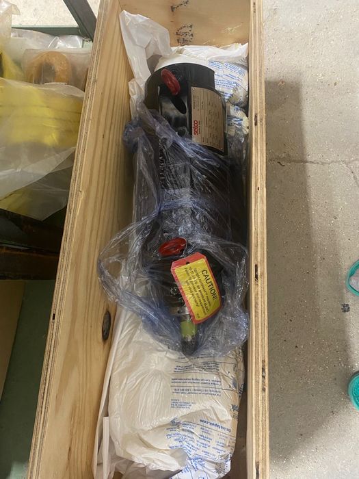 Продам электродвигатель