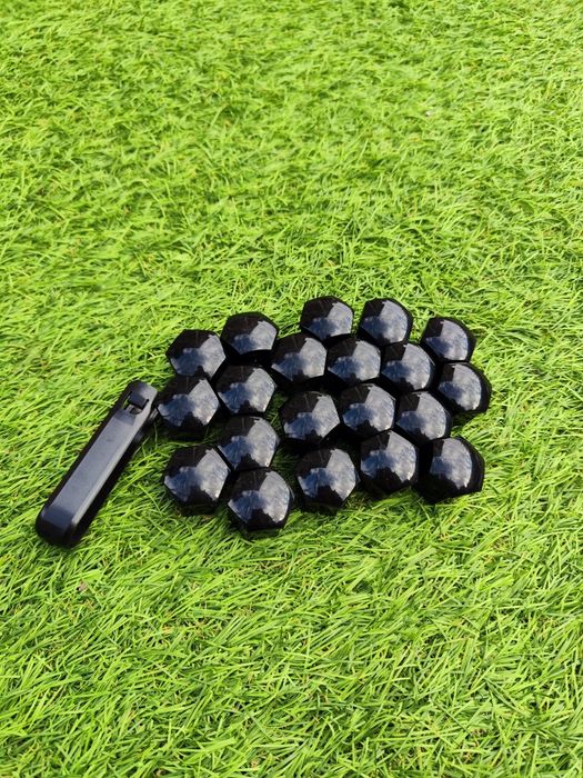 Тапички за болтове всякакви видове