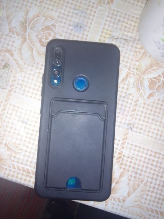 Huawei y9 prime продам