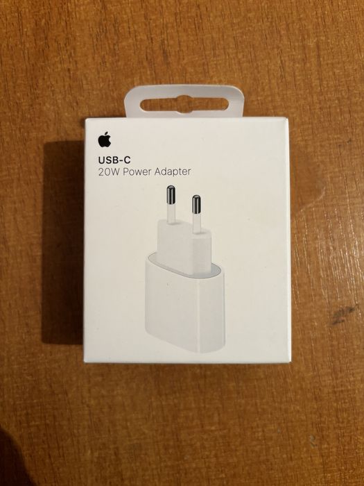 Адаптер и шнур Iphone 15