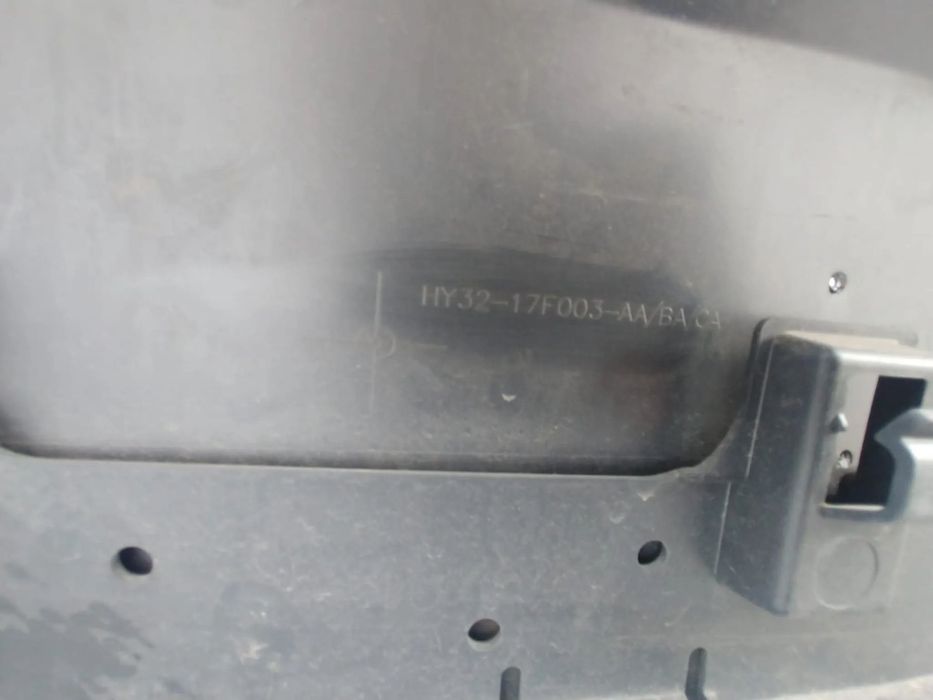 bara fata   land rover range rover discovery 5 l462 hy32-17f003-aa