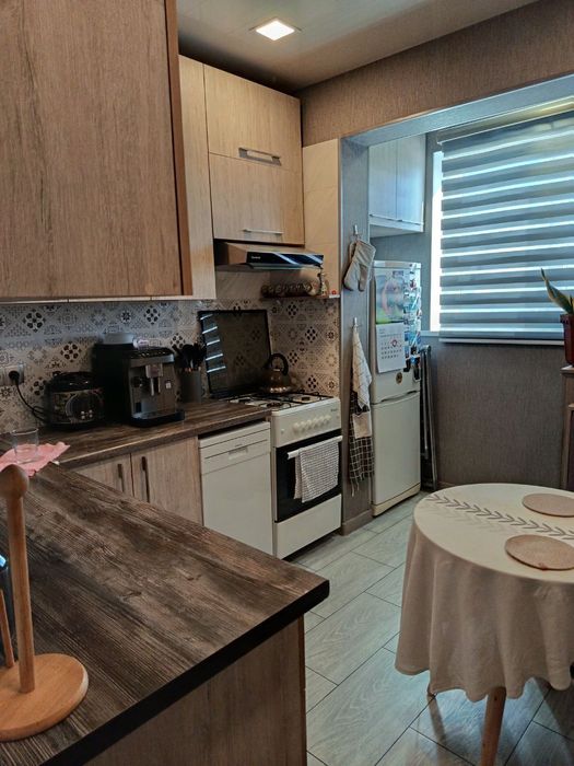 1/9/9 Ориентир: Кадышева базар