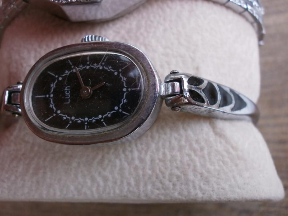 Luch Луч - Дамски Механичен Часовник Гривна - 2бр. от СССР