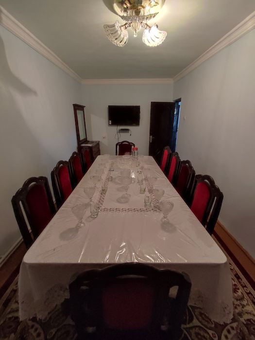 Продаётся 4-ёх комнатная квартира в центре города Карши