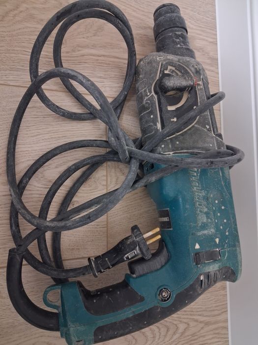 Перфоратор Макита