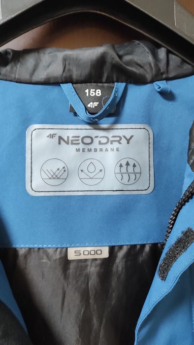 Geaca 4F Neodry 5000 Mărimea 158