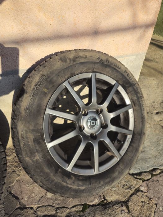 Продавам джанти с гуми