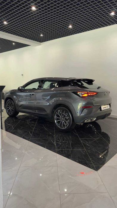 Changan Jizzax avtosaloni