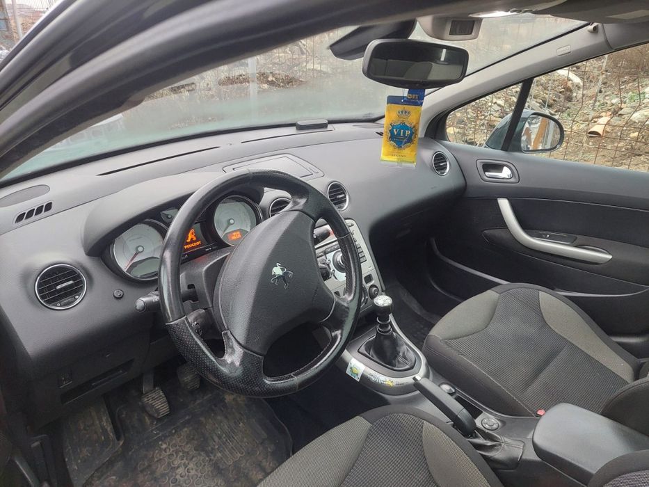 Dezmembram Peugeot 308, an 2009,motor 1.6 hdi, 109 cp