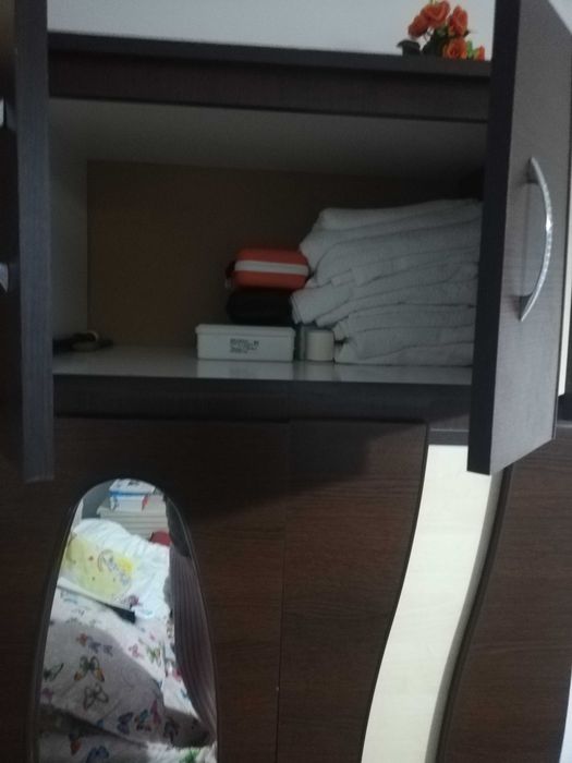 Dulap cu 3 uși dormitor