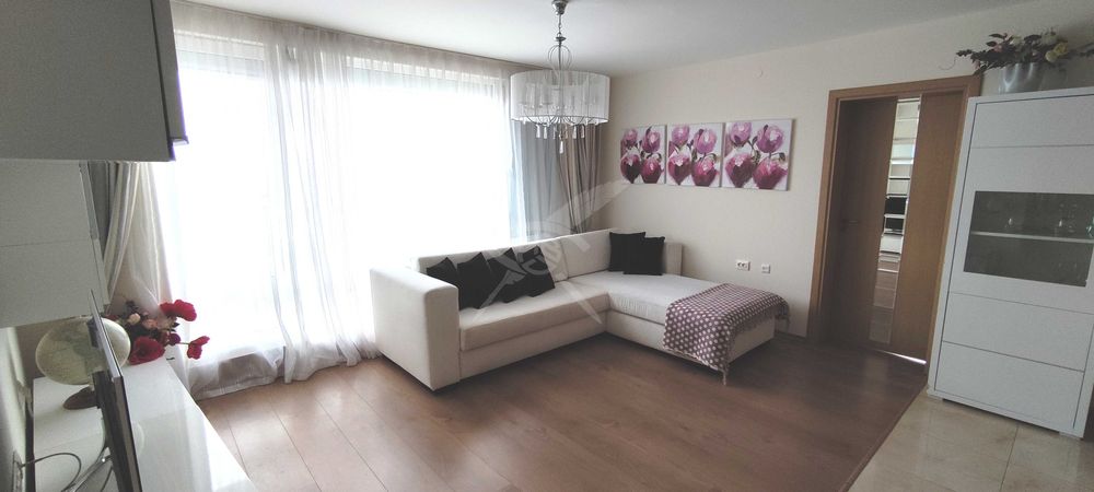 Продава се Тристаен апартамент в Свети Влас - 165 кв.м за 1273 €/кв.м - Снимка #2